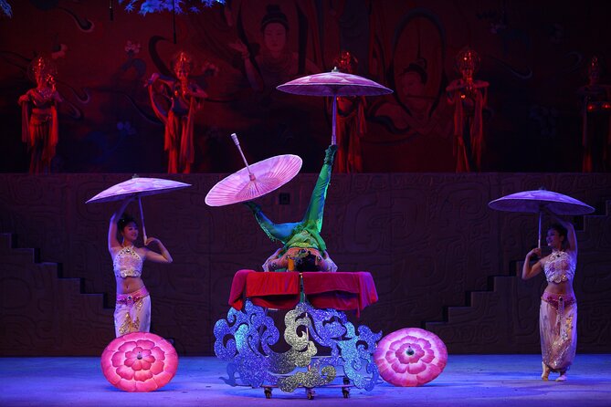 Red Theatre Beijing Acrobatic Show Tickets Official Booking - Why the Red Theatre show is worth an evening