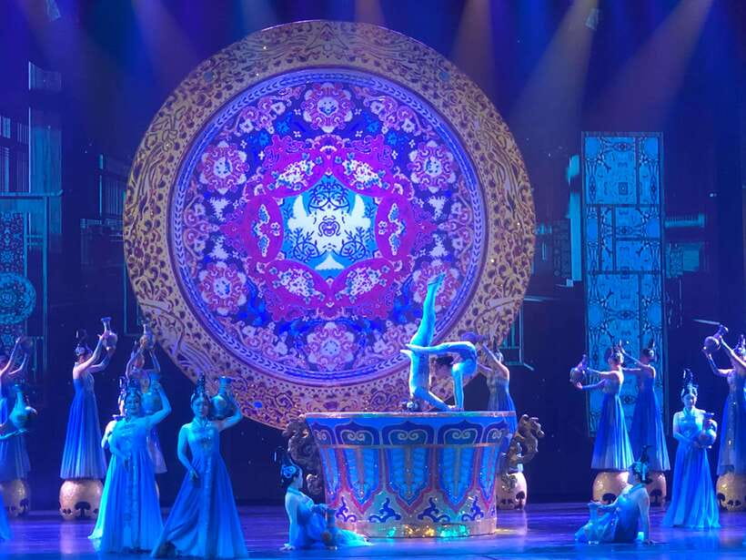 Red Theatre Beijing Acrobatics Show Ticket - Seats, sightlines, and what to choose