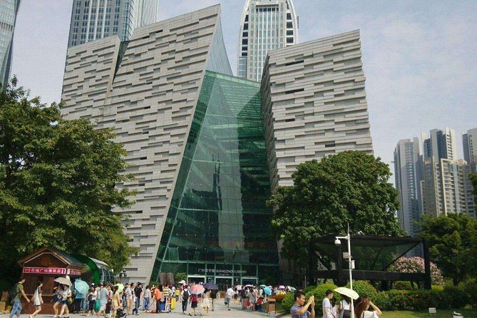 Reputable Private Guangzhou Tour Guide Service by Xaq - Xaq’s guiding style and communication