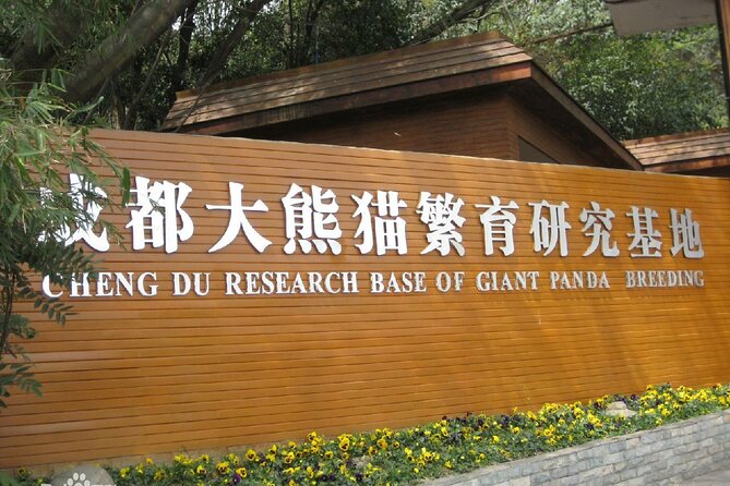 Sanxingdui Ruins and Giant Pandas Private Day Tour from Chengdu - Private Transport Makes the Long Day Easier