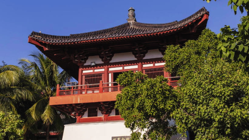 Sanya: Nanshan Cultural Tourism Zone Ticket and Tour Car - Who should book this experience?
