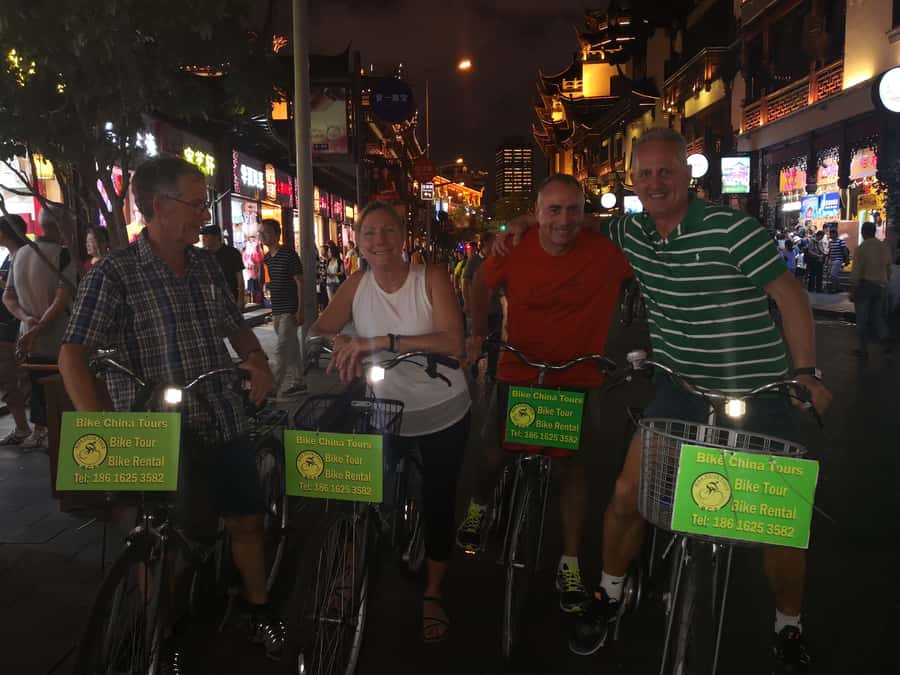 Shanghai: 4-Hour Nightlife Adventure & Tasting Bike Tour - A taste of Shanghai street food