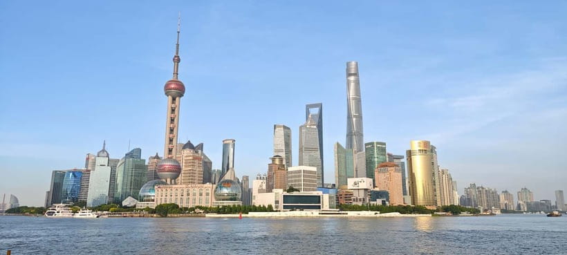 Shanghai: After Dark Dinner and Huangpu River Night Cruise - Cold weather, walking, and the four-hour pace