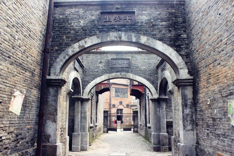 Shanghai: All-Inclusive Private Sightseeing Tour - Jade Buddha Temple, A Quieter Cultural Stop