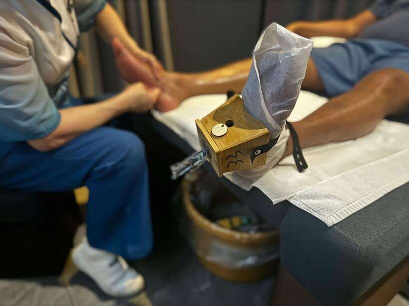 Shanghai:Authentic Chinese Body/Foot Massage, Hair& Head SPA - What the advertised price really means