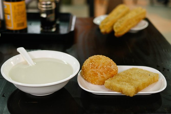 Shanghai Breakfast Walking Tour of Former French Concession - Why Shanghai breakfast is the right way to start