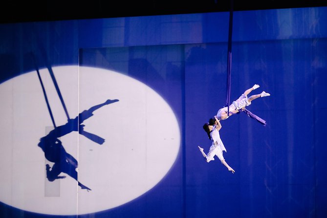 Shanghai Circus World: ERA2 Intersection of Time Acrobatics Show - The motorcycle globe and other high-risk acts