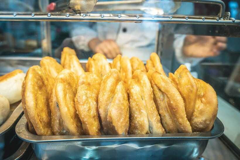 Shanghai Coffee & Breakfast Tour - Two coffees that show modern Shanghai