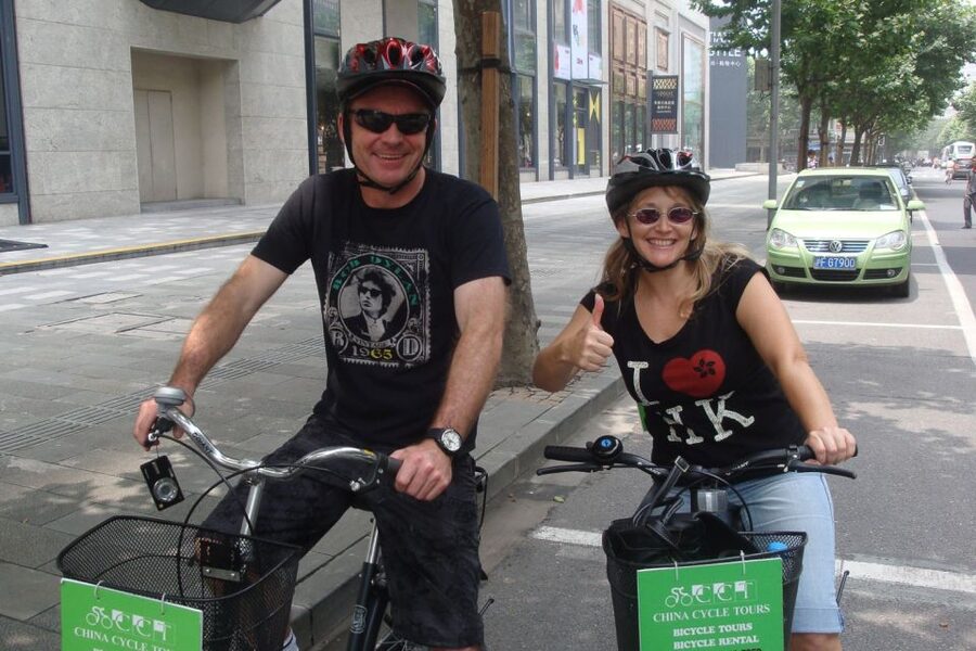 Shanghai: Half-Day Biking and Local Food Tour - Traffic, safety, and the actual cycling