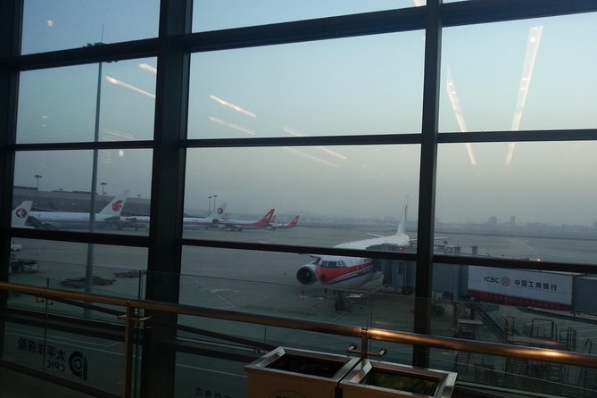 Shanghai Hongqiao Airport Private Departure Transfer in English Services - A calm final ride through Shanghai