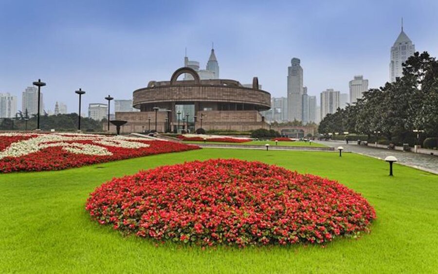 Shanghai: Hop-on Hop-off Bus Ticket and Optional Attractions - Why this bus works well in a city this large