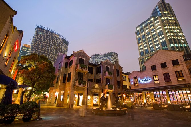 Shanghai in a Day: A Whirlwind Tour of the City's Highlights - Yu Garden and City God Temple for two hours