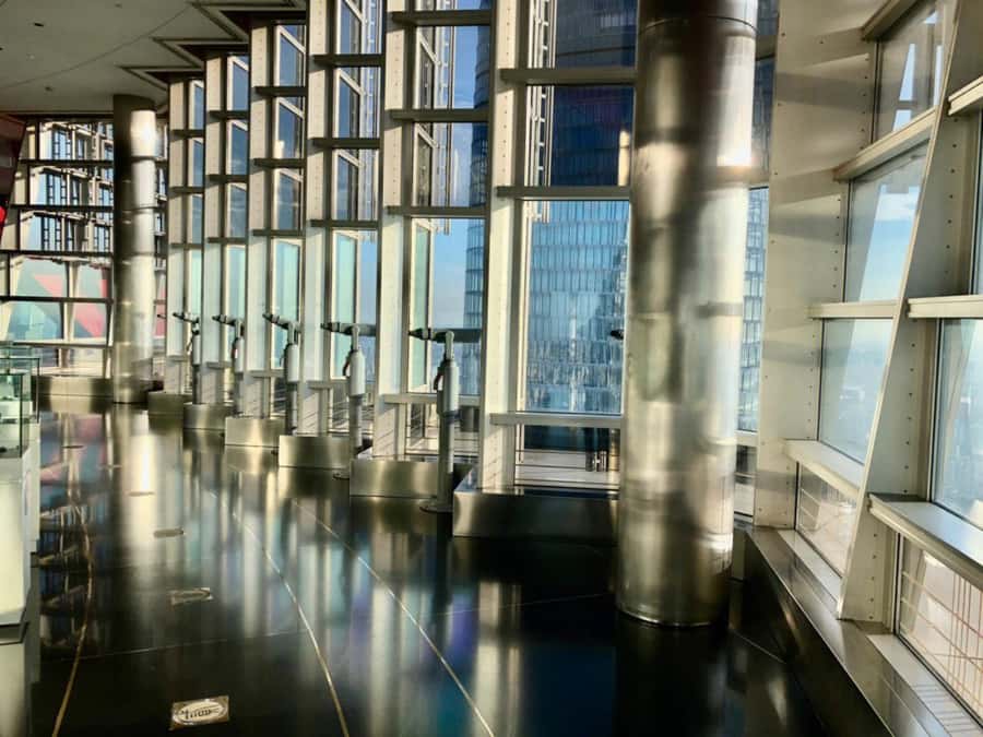 Shanghai Jinmao Tower 88th floor sightseeing hall - Why the $30 price can make sense