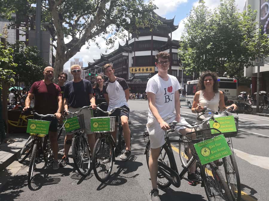 Shanghai Must-See and Foodie Test Bike Tour( Day & Night) - Yu Garden Bazaar and Old Downtown Shanghai