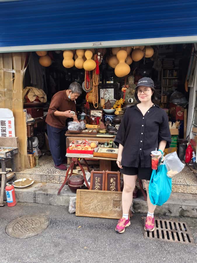 Shanghai Must-See and Foodie Test Bike Tour( Day & Night) - Starting in the Former Concession Neighborhoods