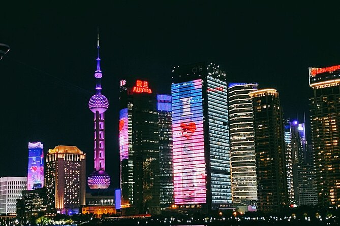 Shanghai Night River Cruise and Light Tour with Yuyuan Bazaar - Yuyuan Bazaar for old streets and quick bites