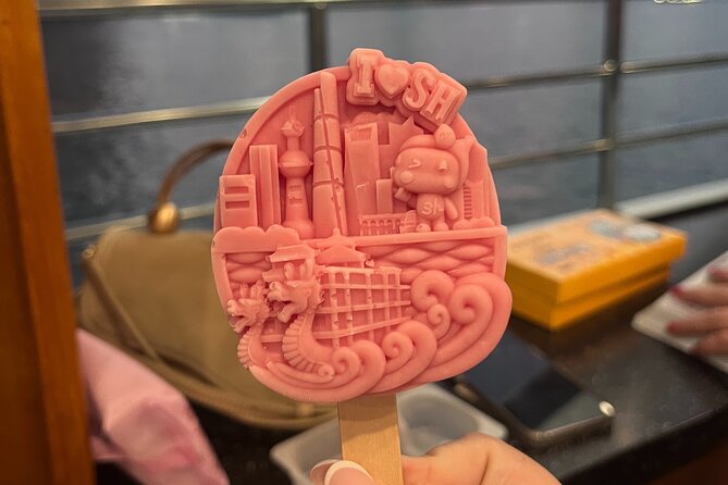 Shanghai Night River Cruise on Huangpu River - Why the Guide Matters at the Wharf