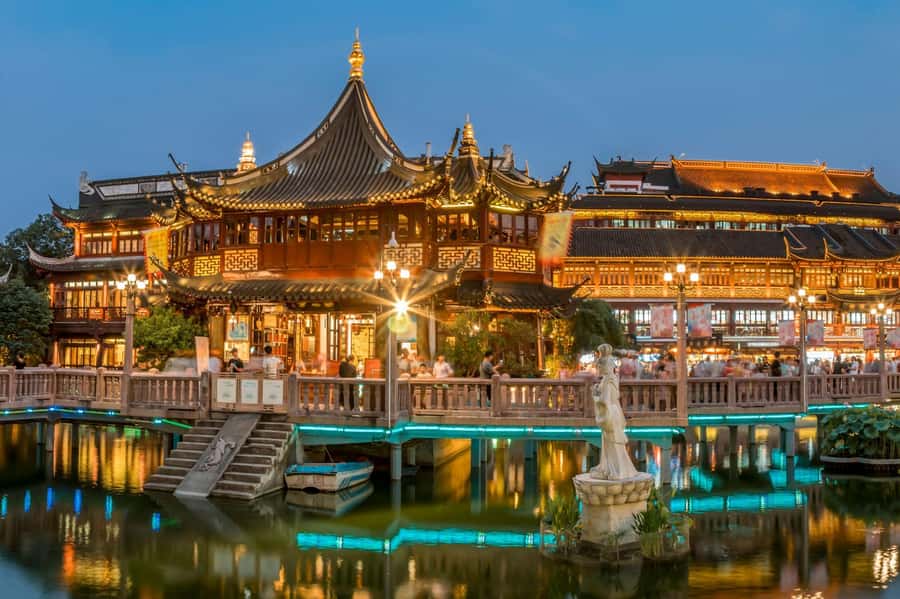 Shanghai：Old Town, Yu Garden, Zhujiajiao Water Town Bus Tour - Key points at a glance