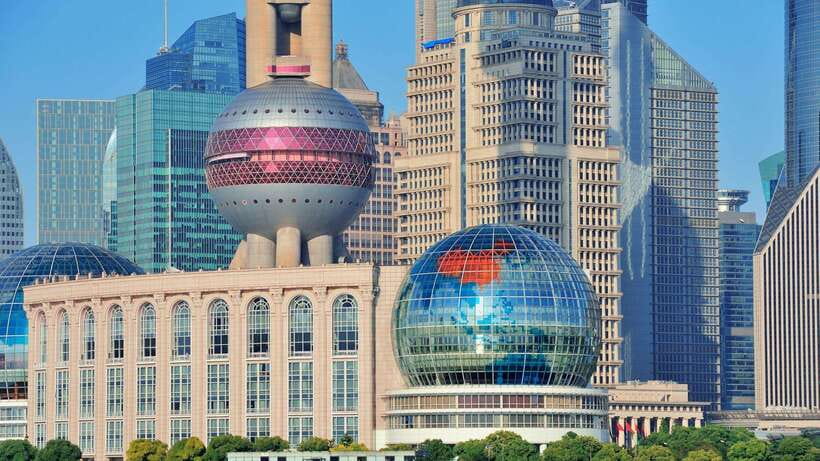 Shanghai: Oriental Pearl Tower Entry Ticket with PDF Guide - Timing, crowding, and the one-day format