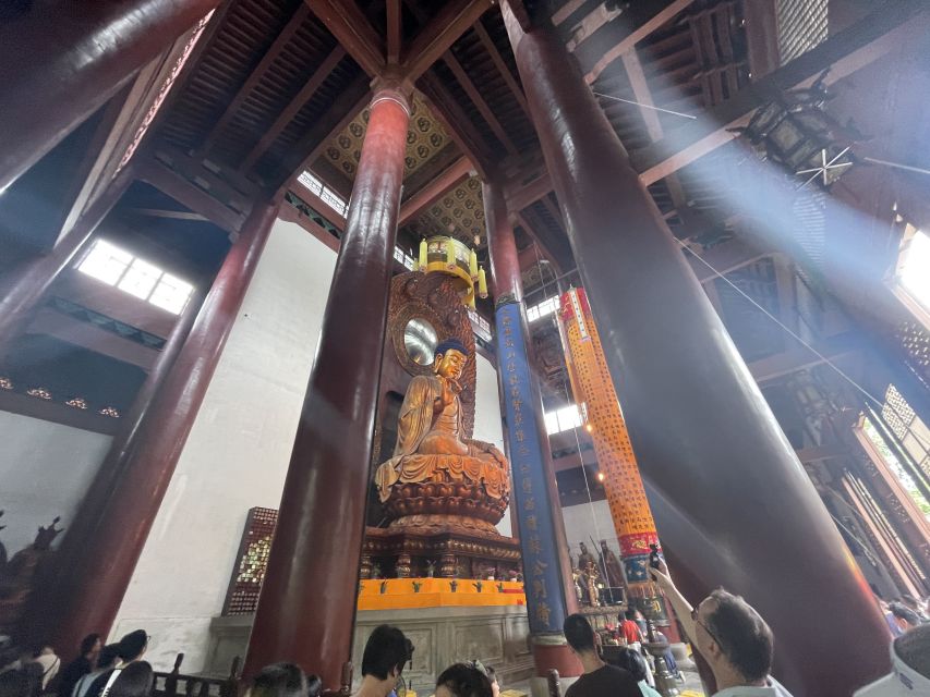 Shanghai: Private Guided Tour to Hangzhou by Bullet Train - West Lake: The Scenic Centerpiece