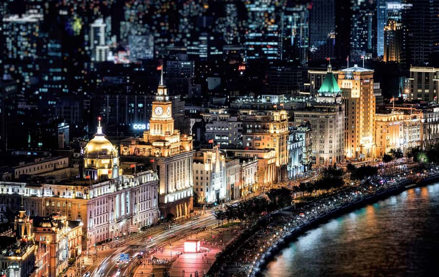 Shanghai: Private Tour with Hotel Pickup and Drop-off - Guides and the value of a private plan