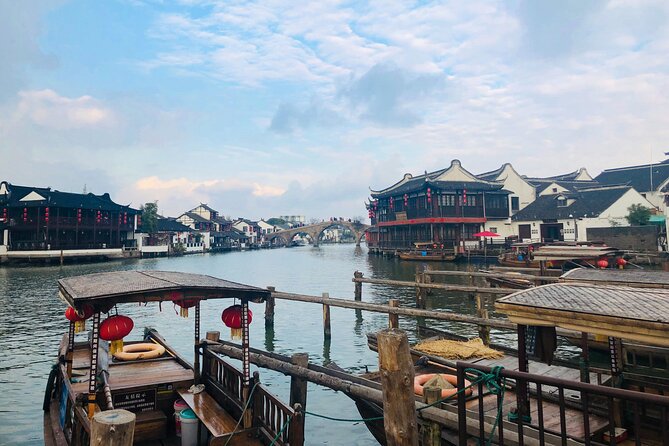 Shanghai Private Tour: Zhujiajiao Water Town and Boat Ride - What the $148 price means in practice