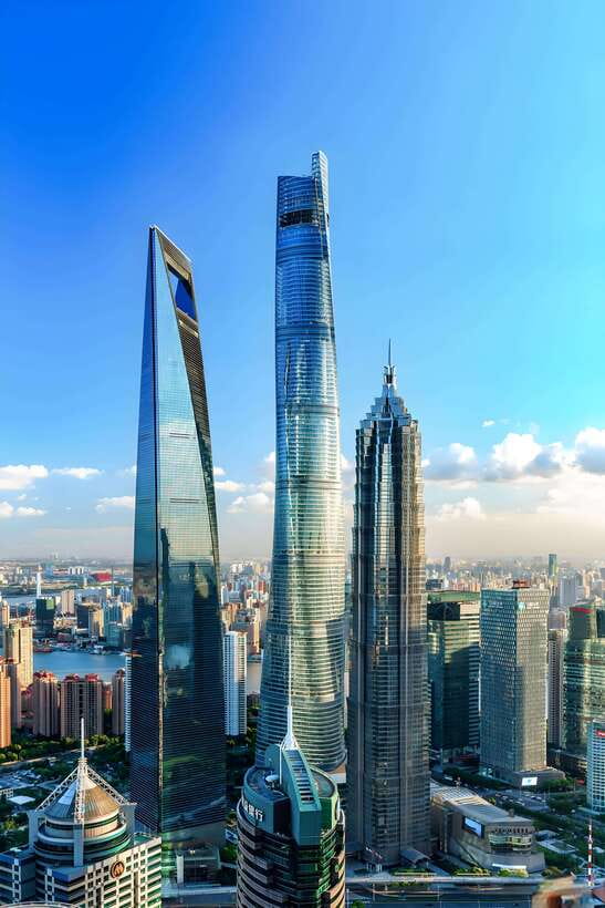 Shanghai Tower: Lunch or Dinner on the 119th Floor - The 65 km/h ride to the 118th floor
