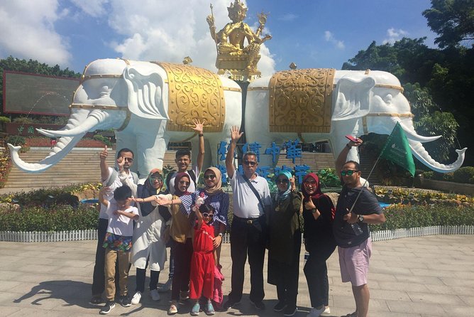 Shenzhen Day Tour from Hong Kong: Classic & Modern with Pickup - Luohu Commercial City and the return across the border