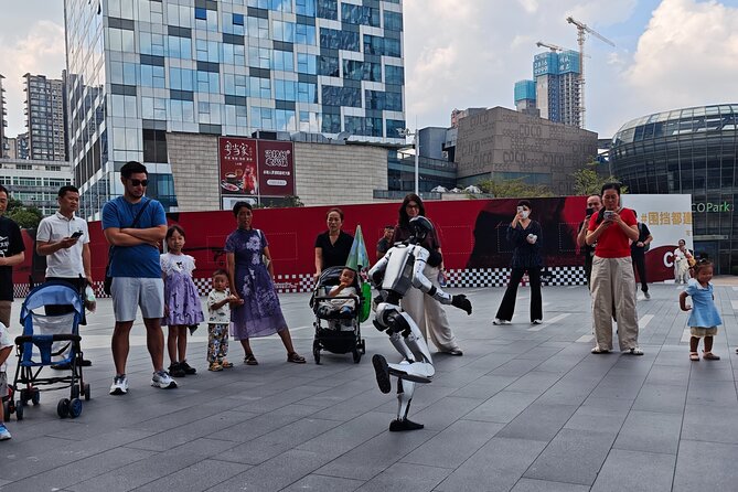 Shenzhen Private Day Tour with Car Service Tech+Culture+Shopping - Modern districts, Shenzhen Bay, and technology choices