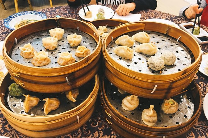 Skip the Line: Xi'an Tang Dynasty Show Ticket & Dumpling Dinner or Royal Banquet - From the 6 pm dinner to the 7:30 pm curtain