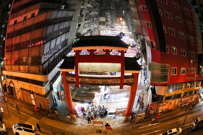 Small-Group Tour: Hong Kong Local Markets Hopper [PROMOTION] - Temple Street Night Market: the liveliest finish