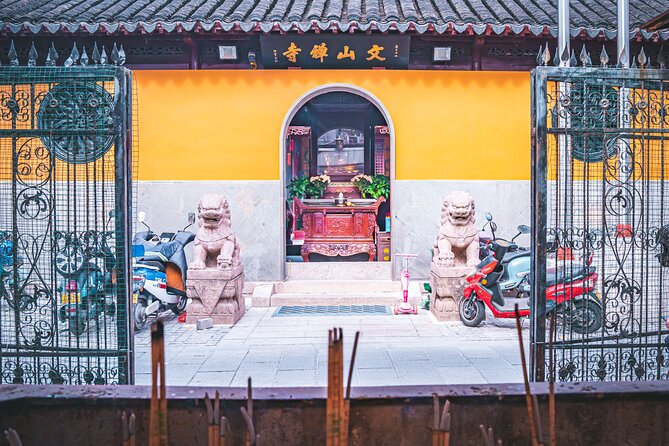 Suzhou Alleyway Walking Food Tour - A family tofu kitchen in a narrow alley