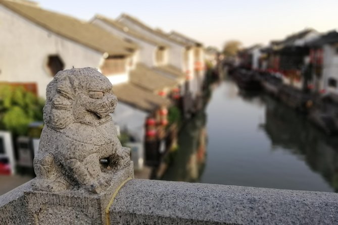 Suzhou and Zhouzhuang Water Village Private Day Tour with Lunch - Lunch with a local restaurant recommendation