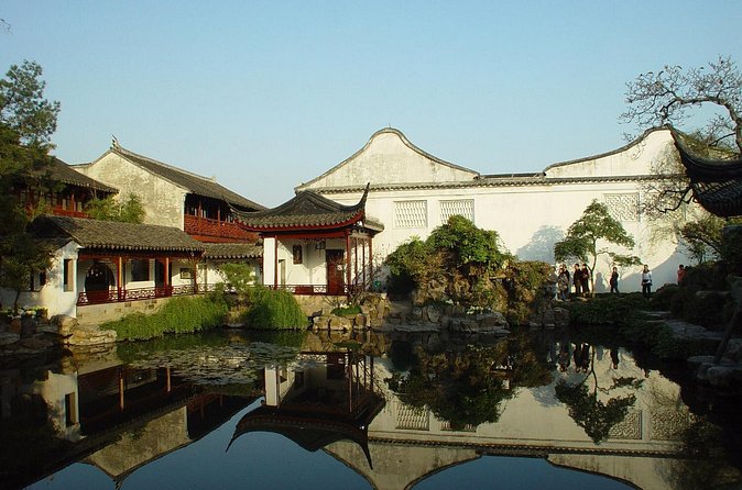 Suzhou Day Tour from Shanghai to Classical Garden, Tongli Water Town - What the private vehicle changes