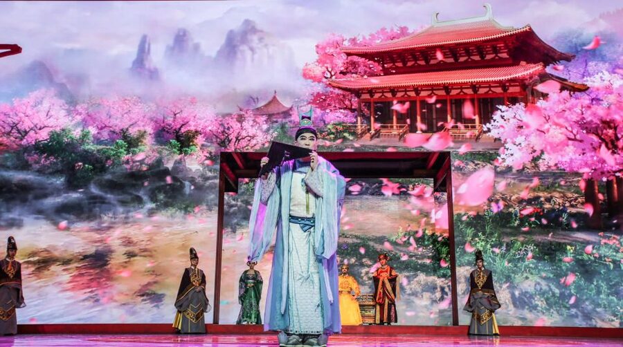 Top 3 Xian Sites to Terracotta Army & Dinner Show w/ Options - Xi’an City Wall, walking or optional biking