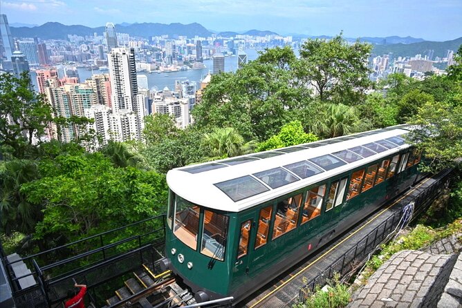 Top-Rated Hong Kong Tour: Peak Tram, Dim Sum & Cultural Sights - Key points at a glance