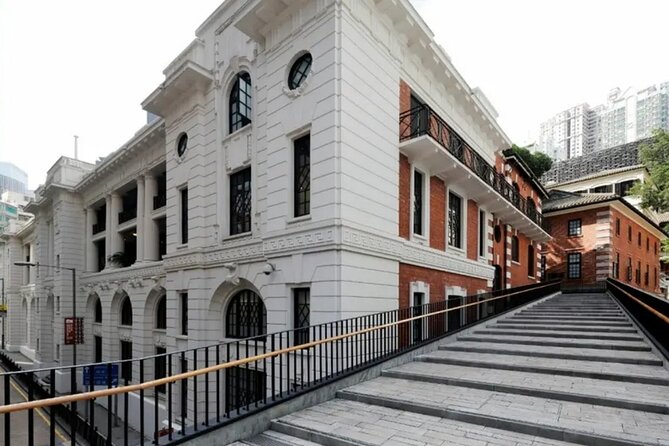 Top-Rated Hong Kong Tour: Peak Tram, Dim Sum & Cultural Sights - Why this tour works for a first look at Hong Kong