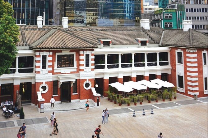 Top-Rated Hong Kong Tour: Peak Tram, Dim Sum & Cultural Sights - The Peak Tram saves time and delivers the first big view