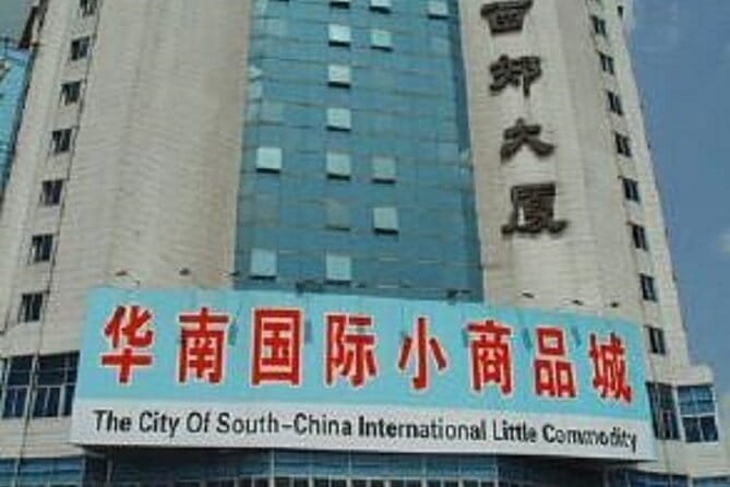 Translator Shopping Assistant and Business Tour Guide Service - Canton Fair Complex: two hours for trade-show context