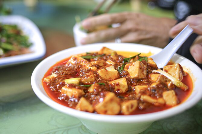 Tuktuk Food Tour Through Chengdu's Local Eats - Meeting at 6:30 pm on Shuang Qiao Lu