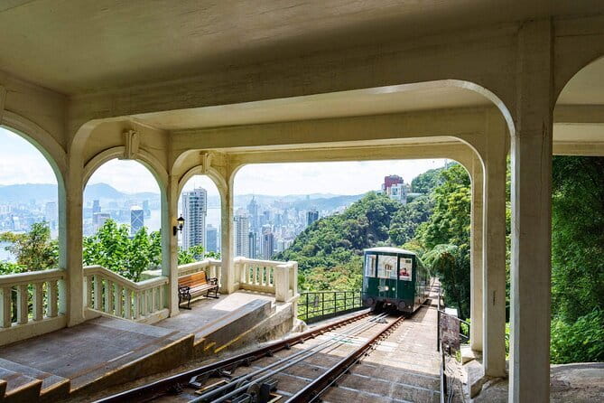 Victoria Peak Tram and Sky Terrace 428 Admission Hong Kong - Who should book this experience?