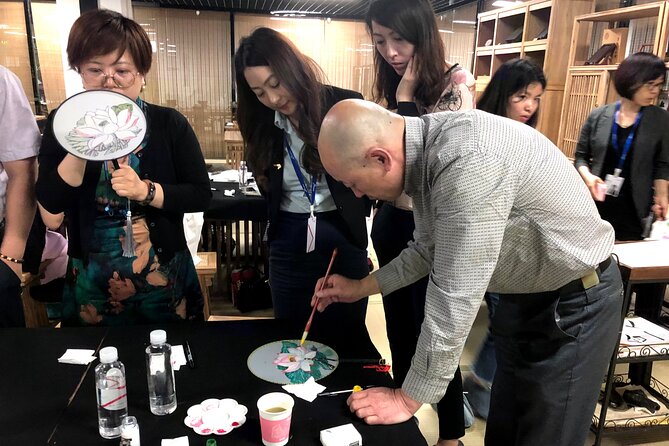 Water Color Class in Beijing - The value of the fan as a souvenir