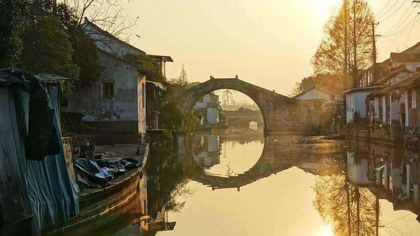 Water Town Zhujiajiao Shanghai: Boat Ride,Sights,Bites&Sips - The temple stop and Zhujiajiao’s mixed influences