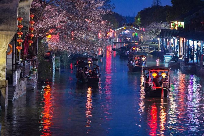 Wuzhen and Xitang Water Town Private Full Day Trip from Shanghai with Lunch and Dinner - Cruising Wuzhen’s canals