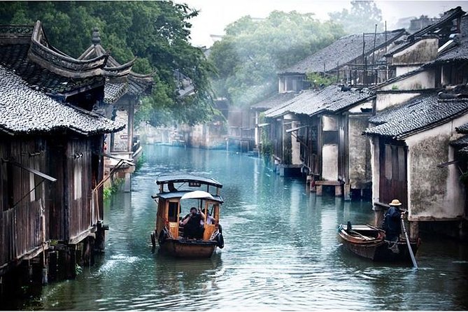 Wuzhen Water Town Delight Tour With Riverside Lunch Experience - What the $151 price really buys