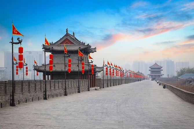 Xi'an Ancient City Highlights Full Day Tour - Ninety minutes on the Xi’an City Wall