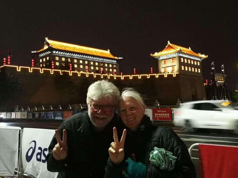 Xi'an: City Wall & Old Town Walking Tour w/ 10+ Food Tasting - Practical tips for a smoother evening