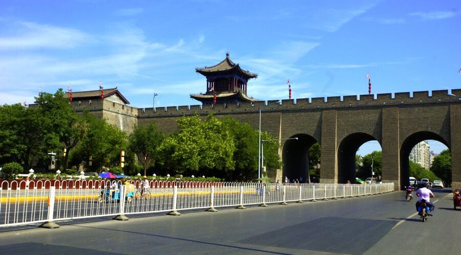 Xi'an City Wall Private Guided Tour with Cycling Option - Is $60 per person good value?