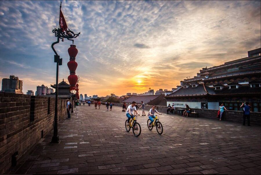 Xi'an City Wall Private Guided Tour with Cycling Option - My booking verdict