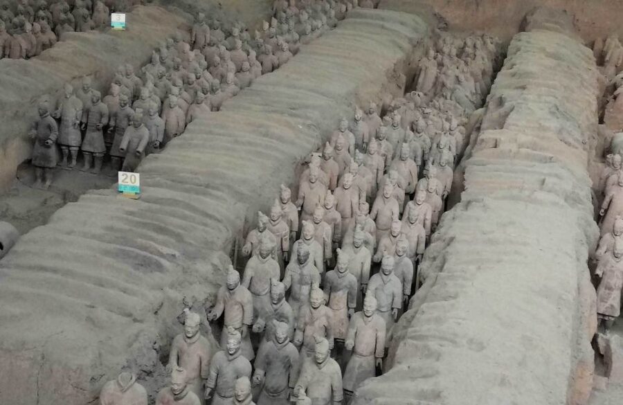 Xi'an: Half-Day Terracotta Warriors & Horses Museum Tour - The pottery-factory warning